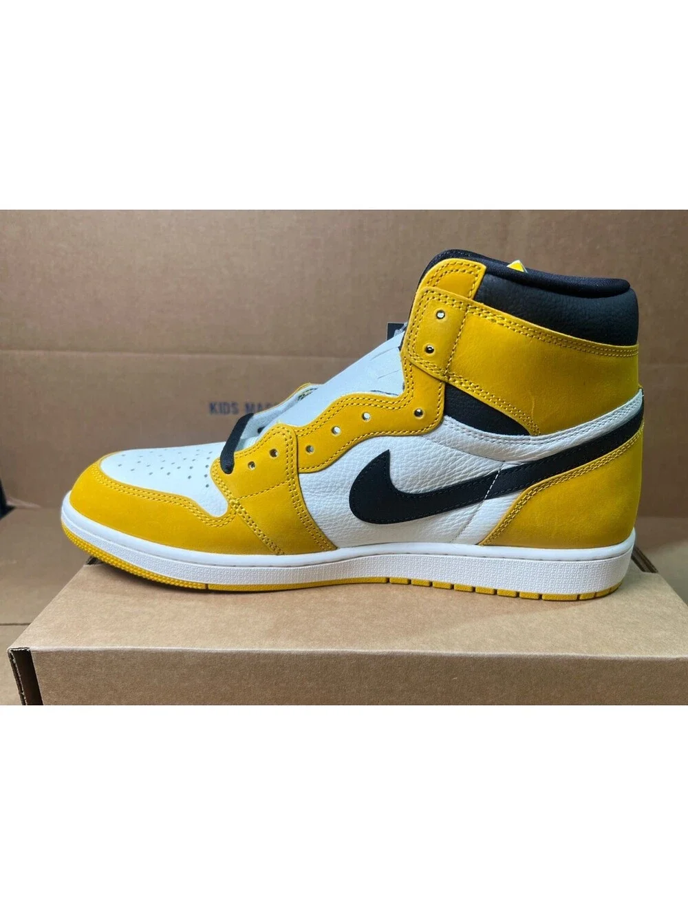 Air Jordan 1 Retro High OG Yellow Ochre DZ5485701 Yellow Ochre/Black/Sail Sz 13